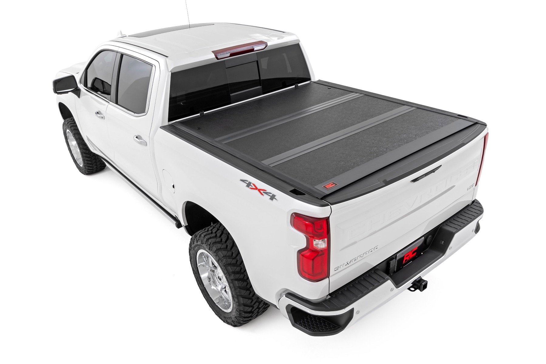Hard Low Profile Bed Cover | 5’10” Bed | Chevy/GMC Sierra 1500 (19-26)/Silverado 1500 (19-26)