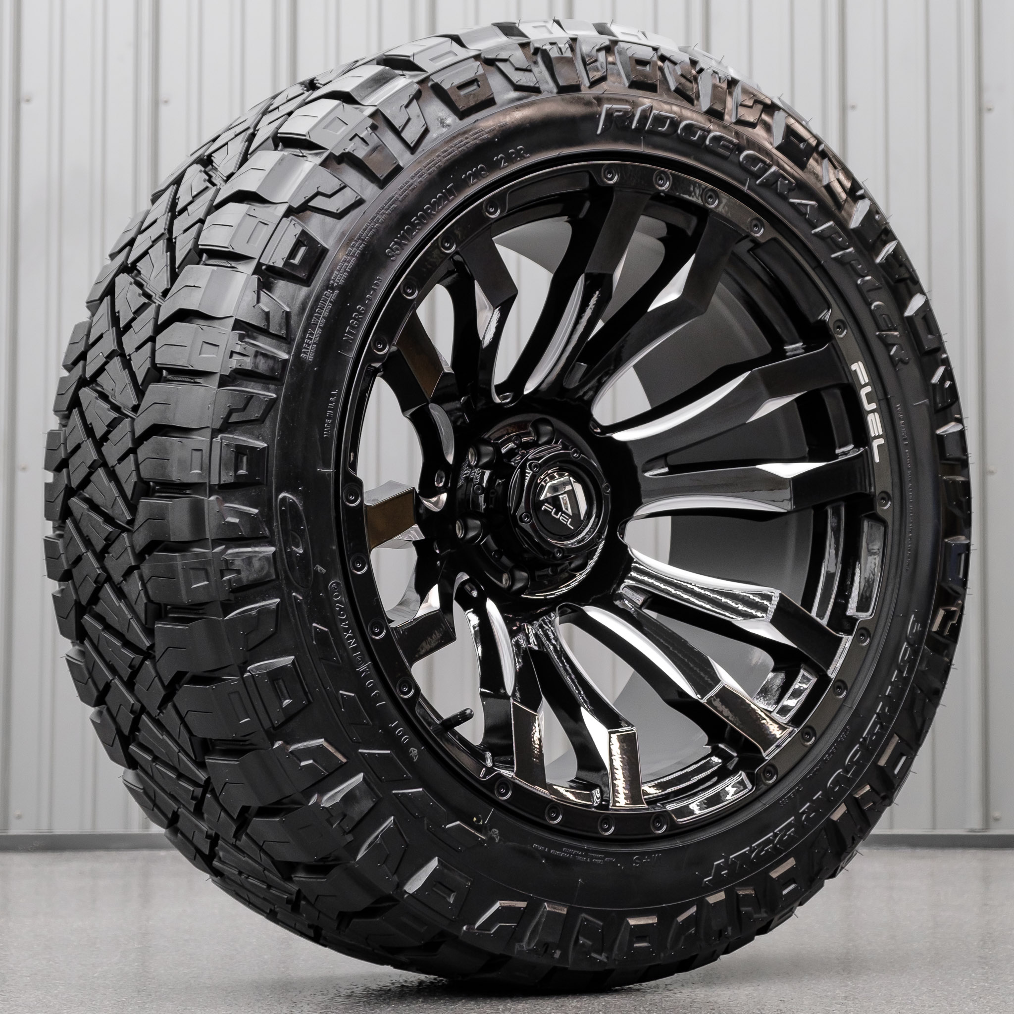 Fuel Blitz D673 with Nitto Ridge Grappler