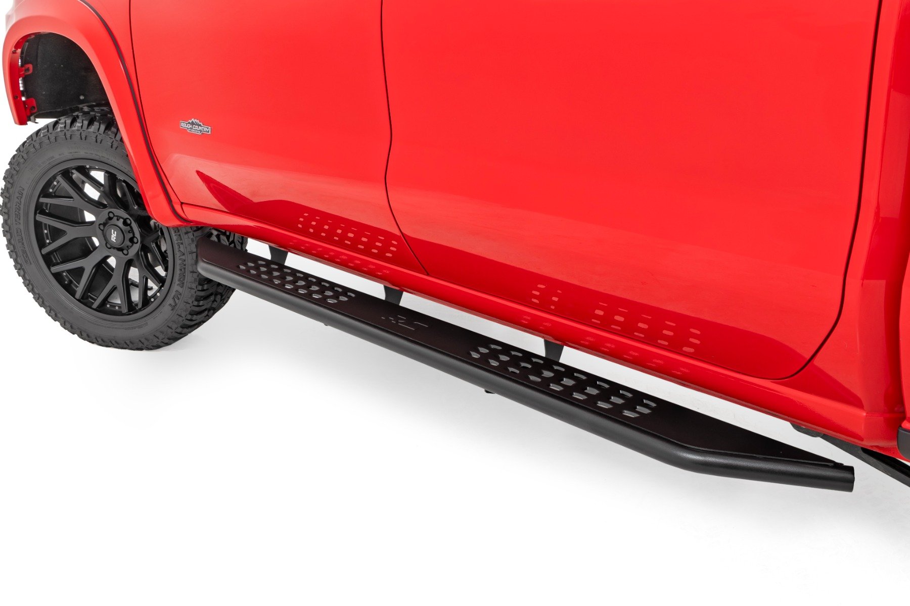 OV2 Running Boards | Side Step Bars | Crew Cab | Chevy/GMC 1500/2500HD (19-26)