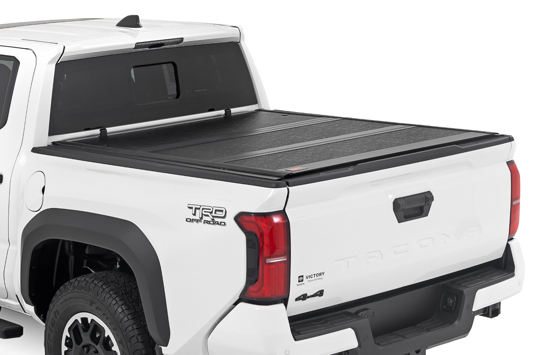 Hard Low Profile Bed Cover | 5′ Bed | Toyota Tacoma 2WD/4WD (2024)