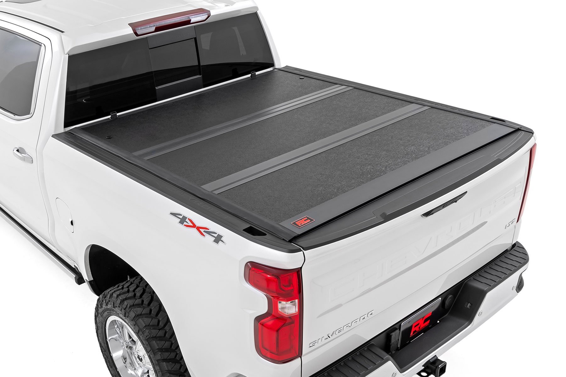 Hard Low Profile Bed Cover | 6’9″ Bed | Rail Caps | Chevy/GMC 2500HD/3500HD (20-26)