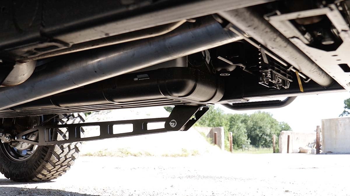 Black Adjustable Traction Bars For Chevy Silverado & GMC Sierra 1500 2WD/4WD 1988-2024 - Bolt-On Installation