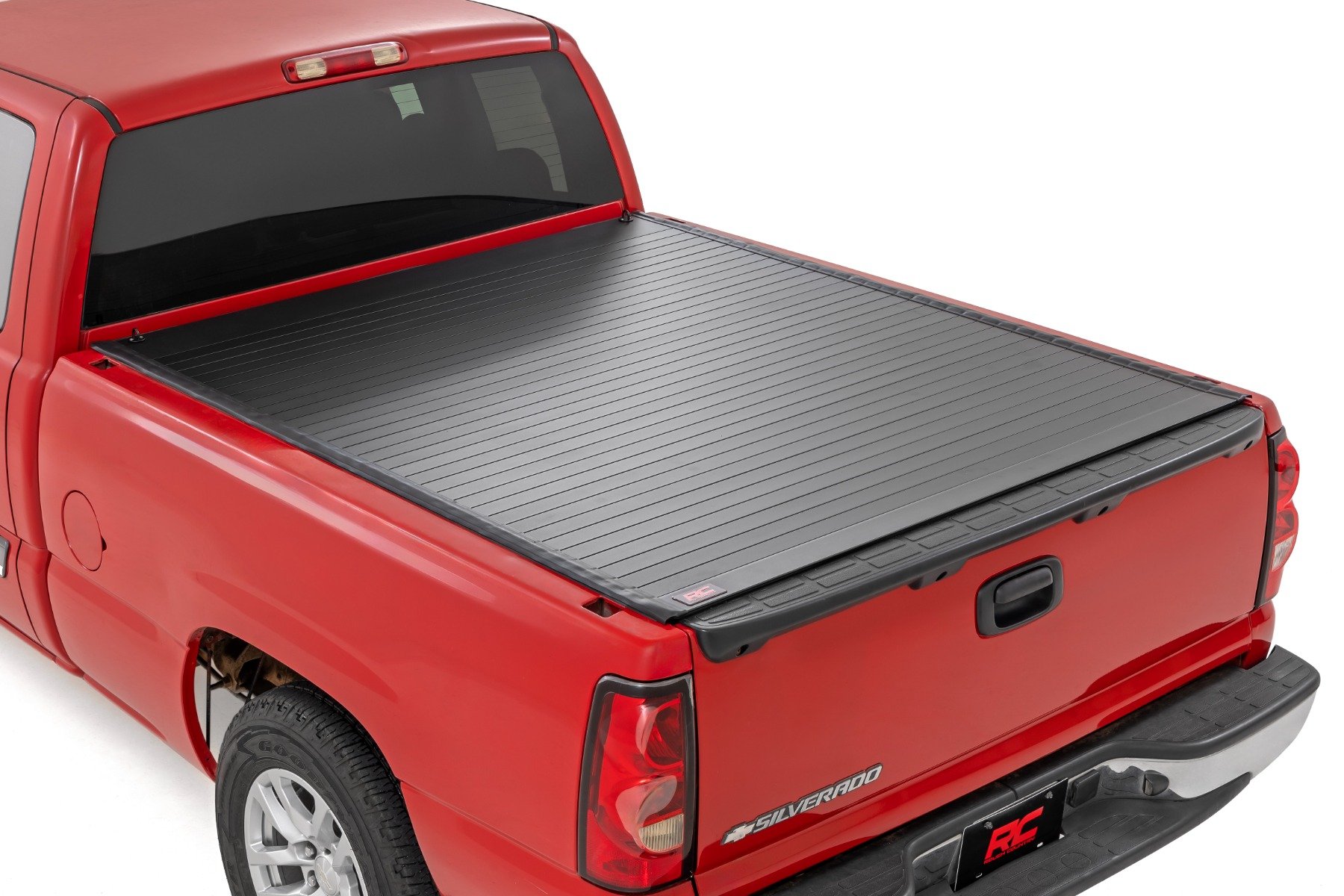 Hard Roll Up Bed Cover | 6’7″ Bed | Chevy/GMC 1500 (00-06 & Classic)