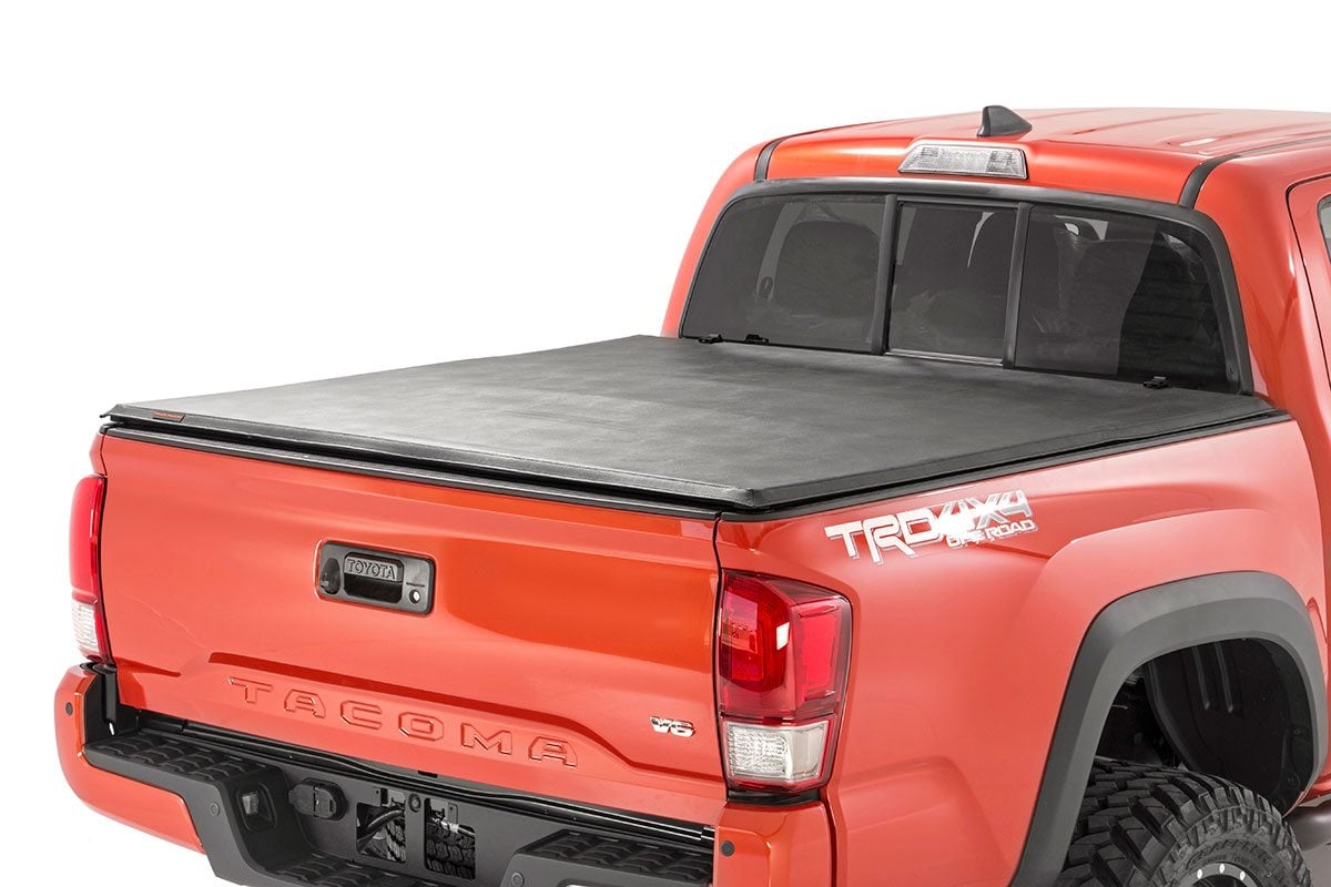 Soft Tri-Fold Bed Cover | 5′ Bed | Dbl Cab | Toyota Tacoma 2WD/4WD (16-23)