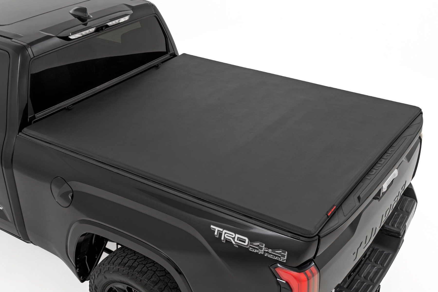 Soft Tri-Fold Bed Cover | 5’7″ Bed | with and w/o OE Rail | Toyota Tundra (22-26)