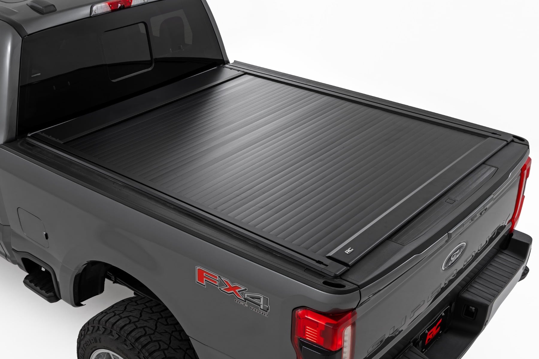 Manual Retractable Bed Cover | 6’10” Bed | Ford F-250/F-350 Super Duty (17-26)