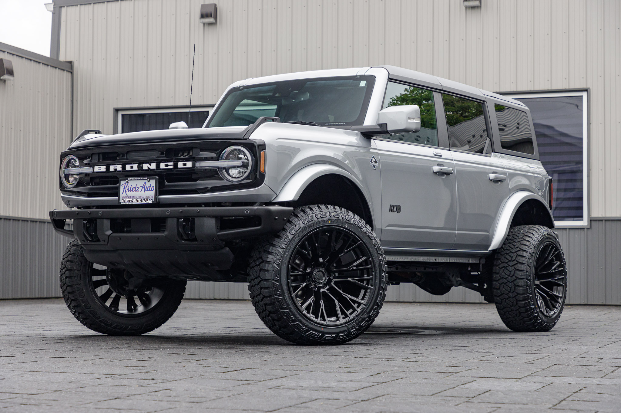 2023 Ford Bronco Outer Banks #PLB28010