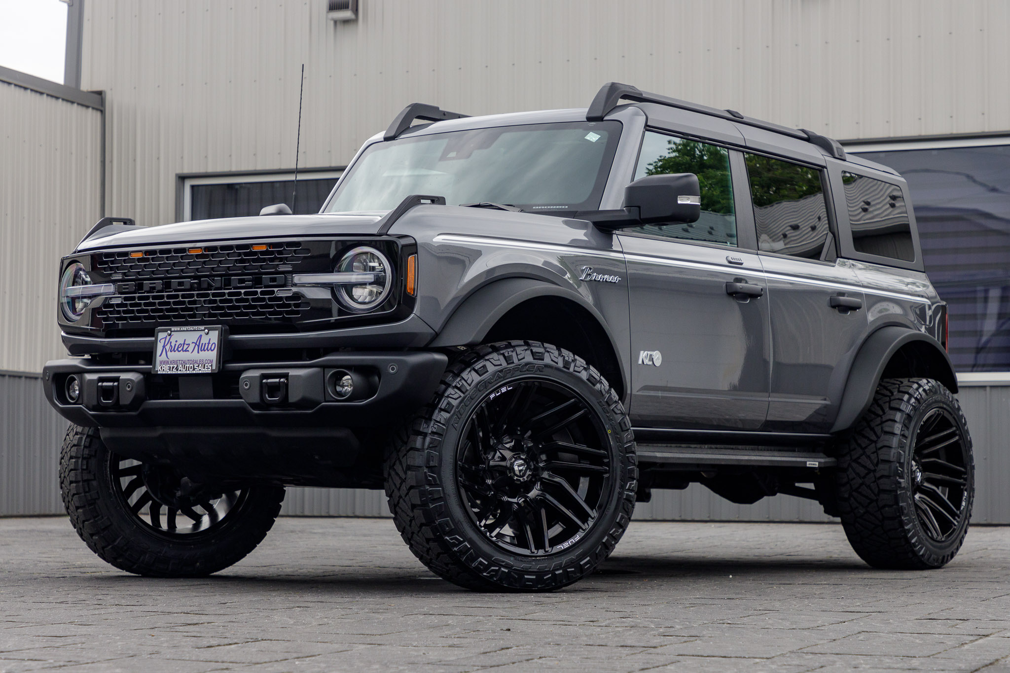 2023 Ford Bronco Wildtrak #PLB81925