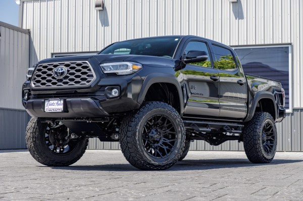 2023 Toyota Tacoma TRD Off-Road #PM640969