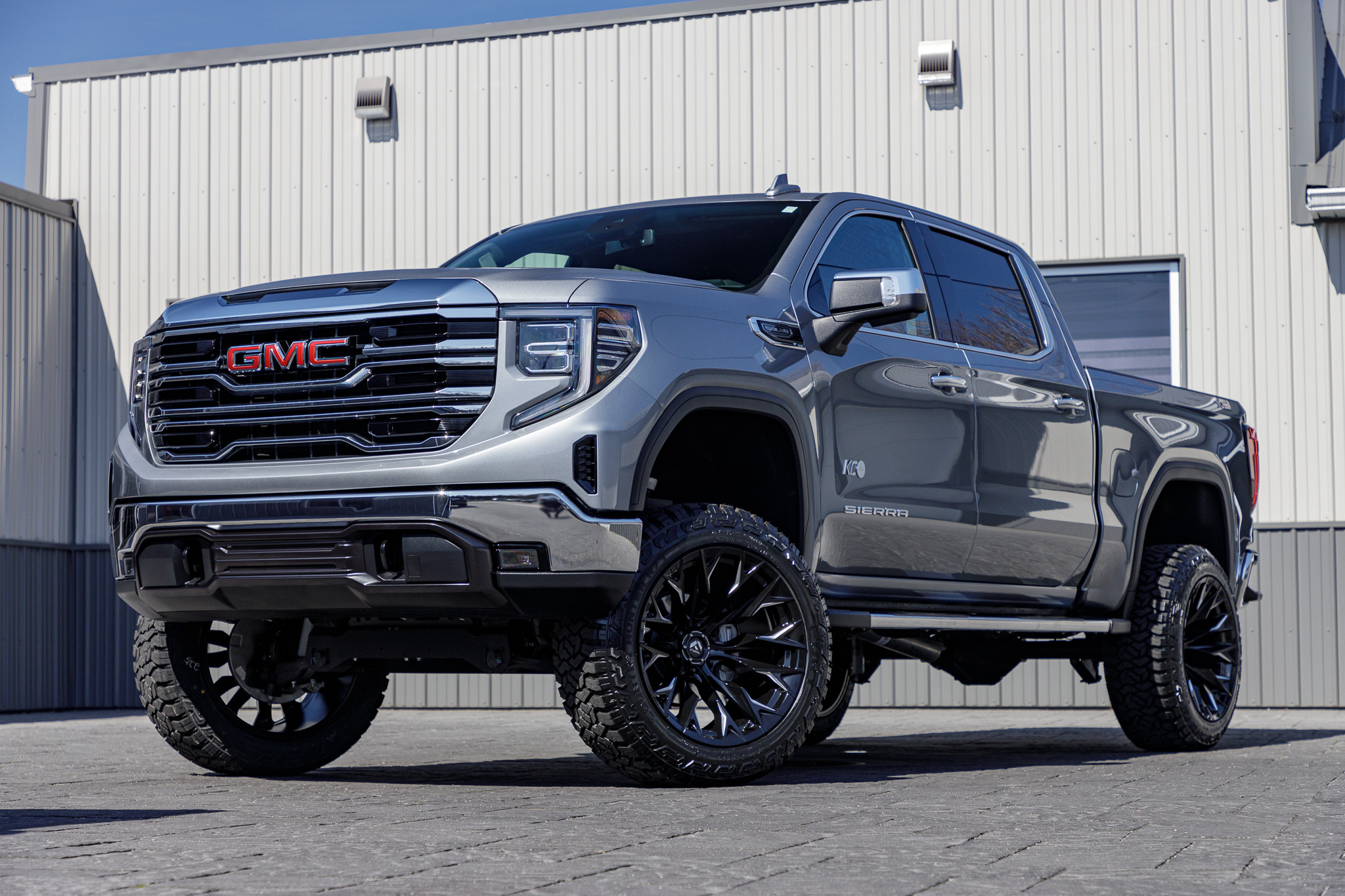 2023 GMC Sierra 1500 SLT #PG169768