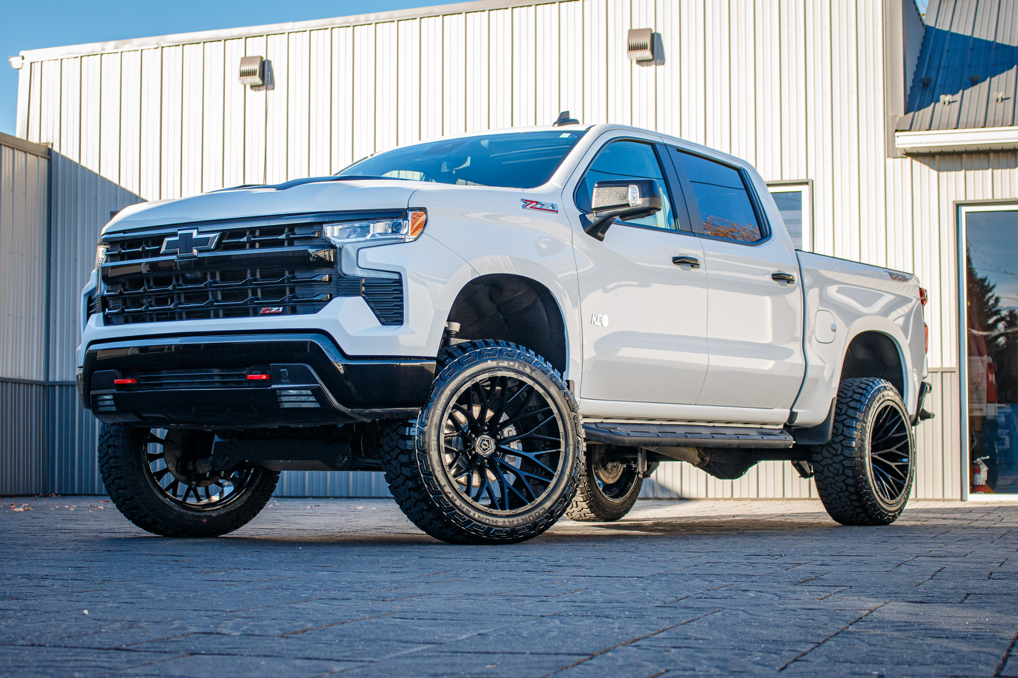 2023 Chevrolet Silverado 1500 LT Trail Boss #PG327351