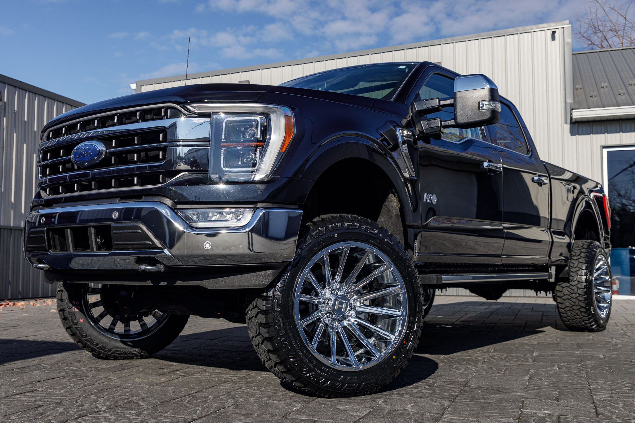 2023 Ford F-150 Lariat #PKE84257