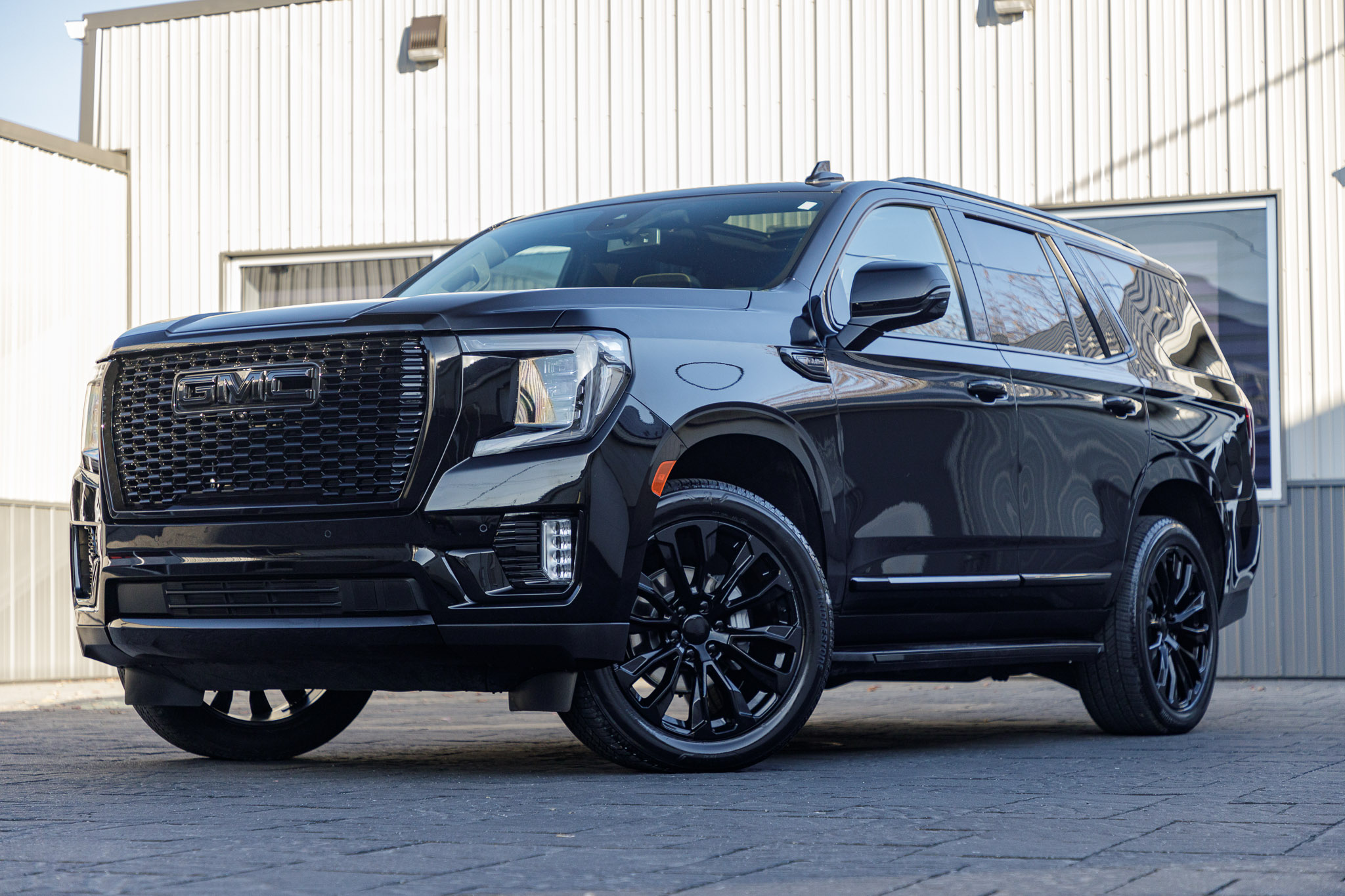 2023 GMC Yukon SLT #PR424685