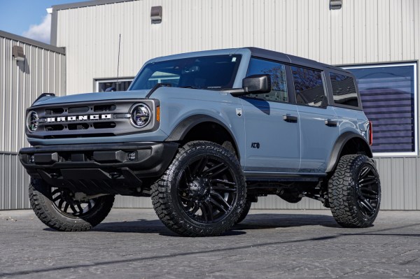 2024 Ford Bronco Big Bend with a 3.5" Rough Country lift kit, 22x12 Fuel Typhoon wheels, and 35" Fury Country Hunter R/T tires.