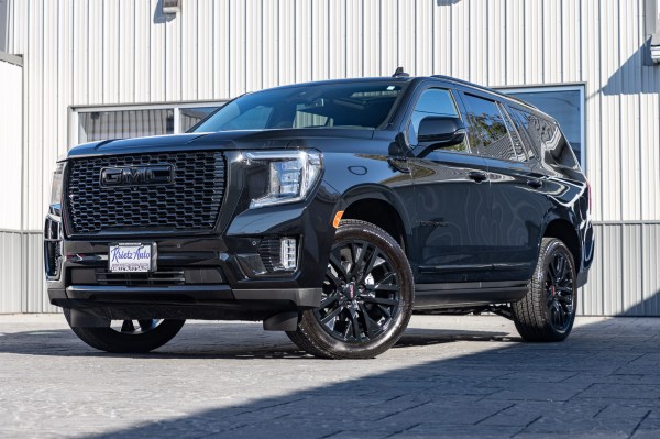 2024 GMC Yukon Denali with GMC Factory suspension, 22x10 GMC Stock wheels, and 295/50 Bridgestone Alenza tires.