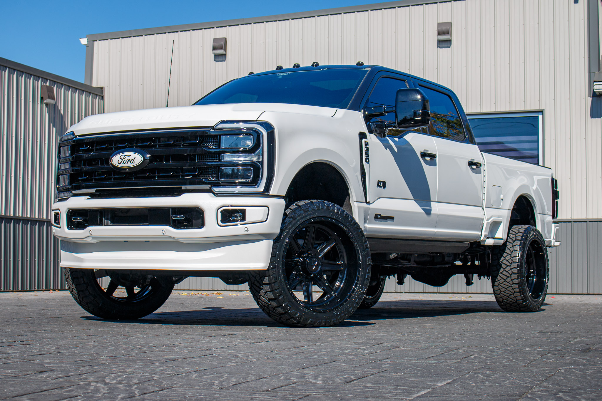 2024 Ford F-350 Platinum #RED08928