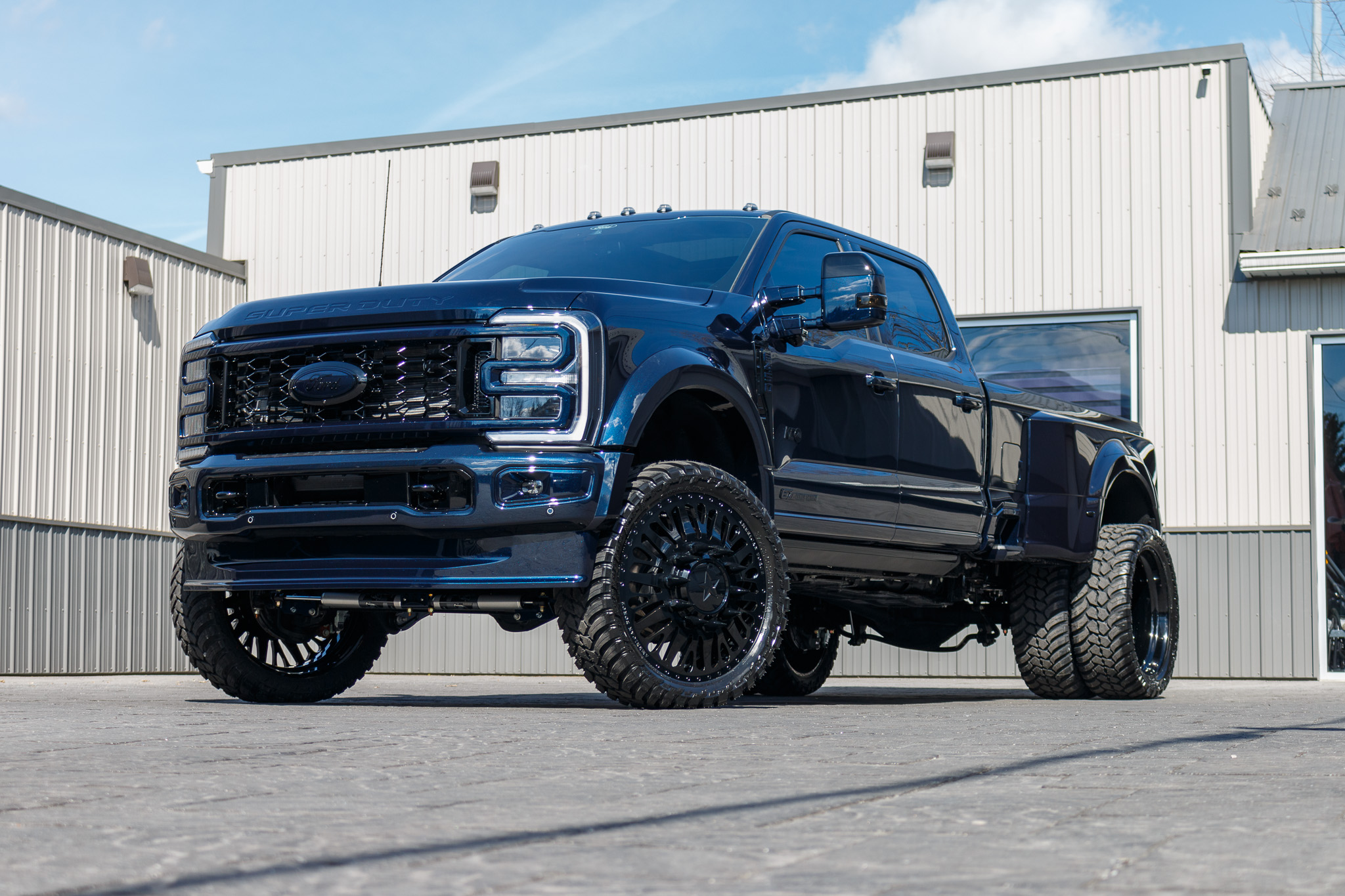 2025 Ford F-450 Platinum #SEC02053