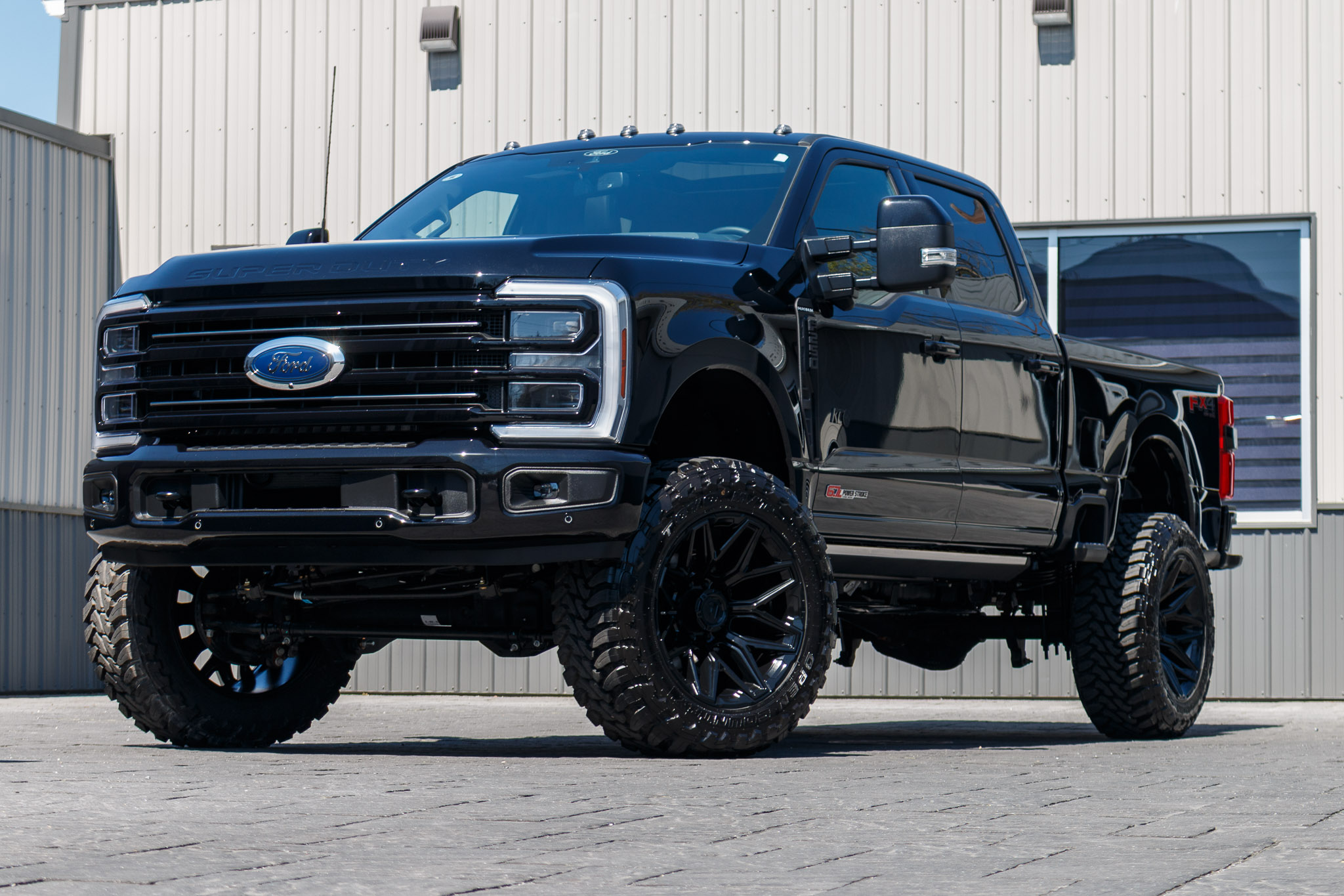 2025 Ford F-250 Super Duty Platinum #SEC11037