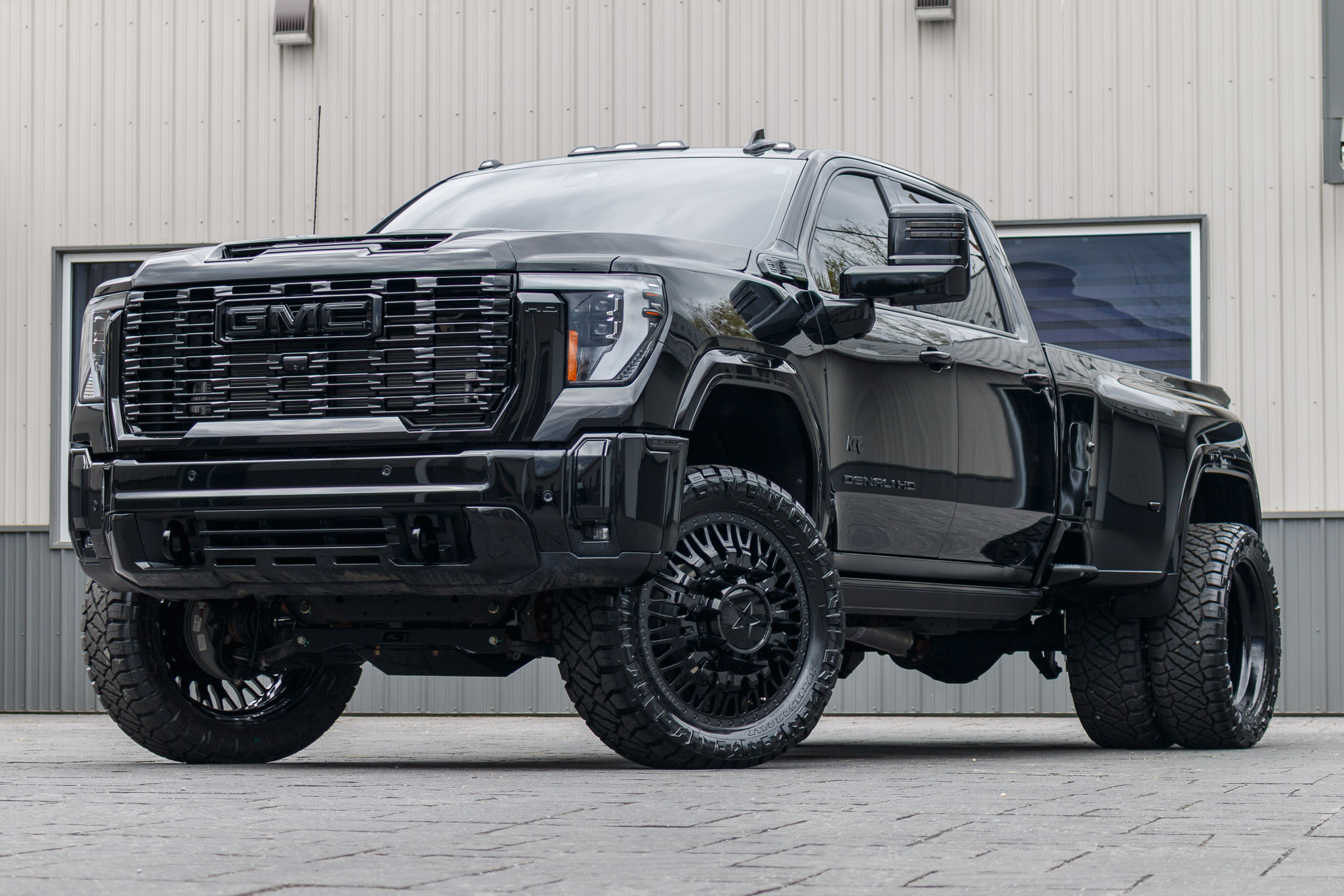 2025 GMC Sierra 3500 HD Denali Ultimate #SF203404