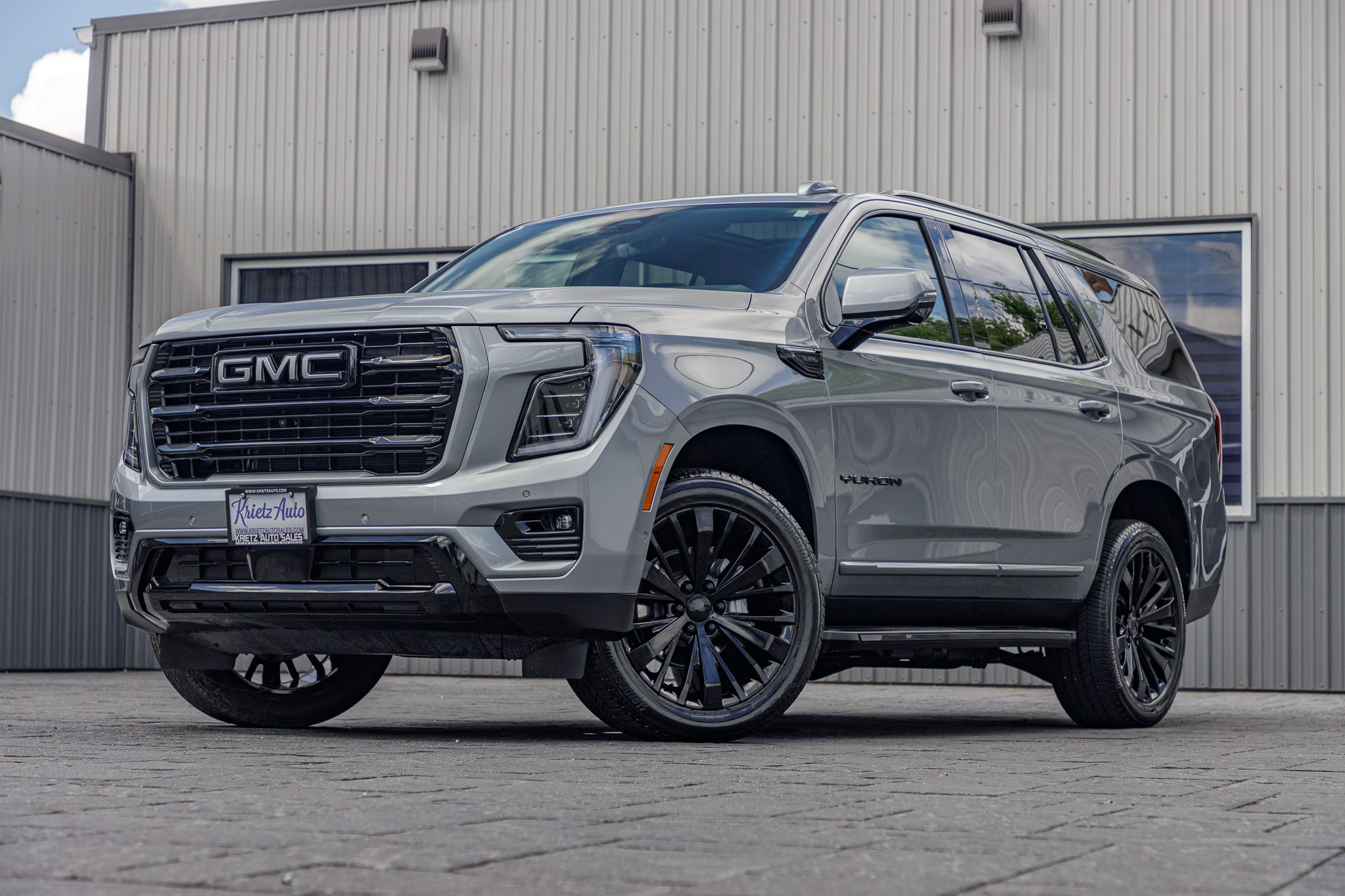 2025 GMC Yukon Elevation #SR125557