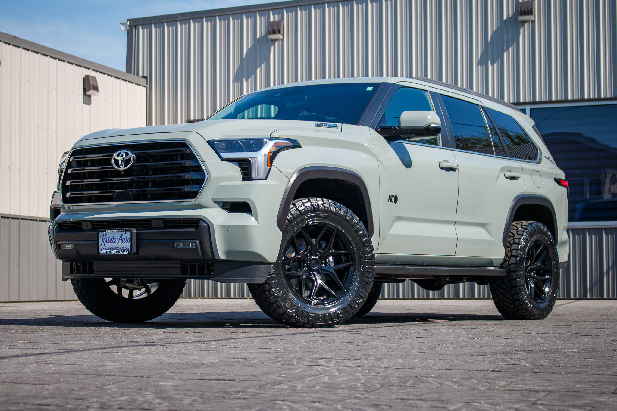 2025 Toyota Sequoia SR5 #SX049084