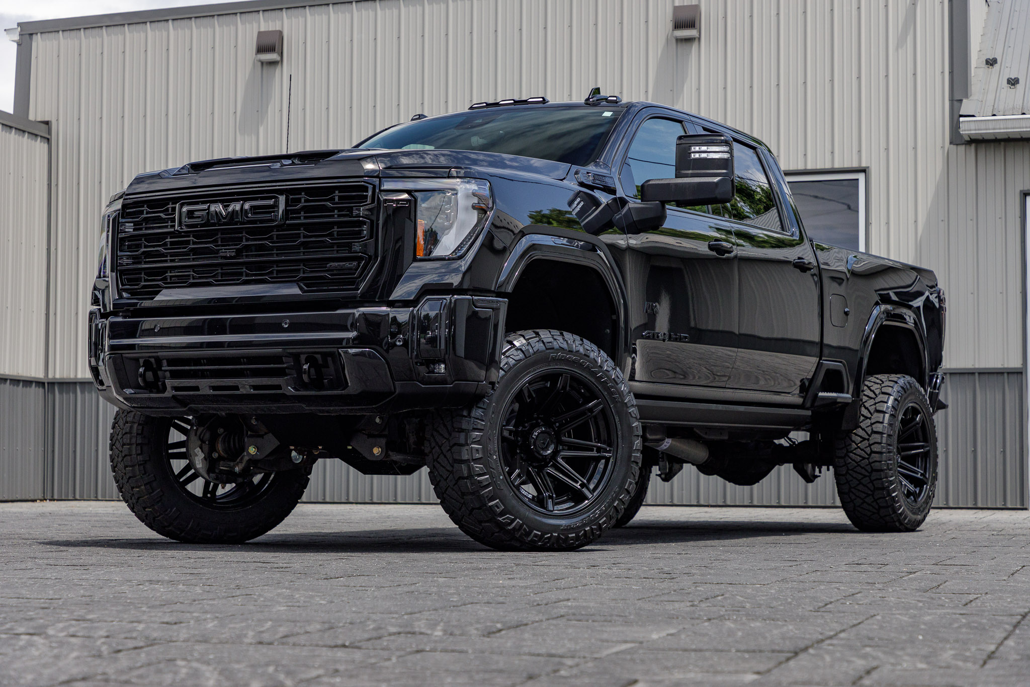 2025 GMC Sierra 2500 AT4 #SF197593