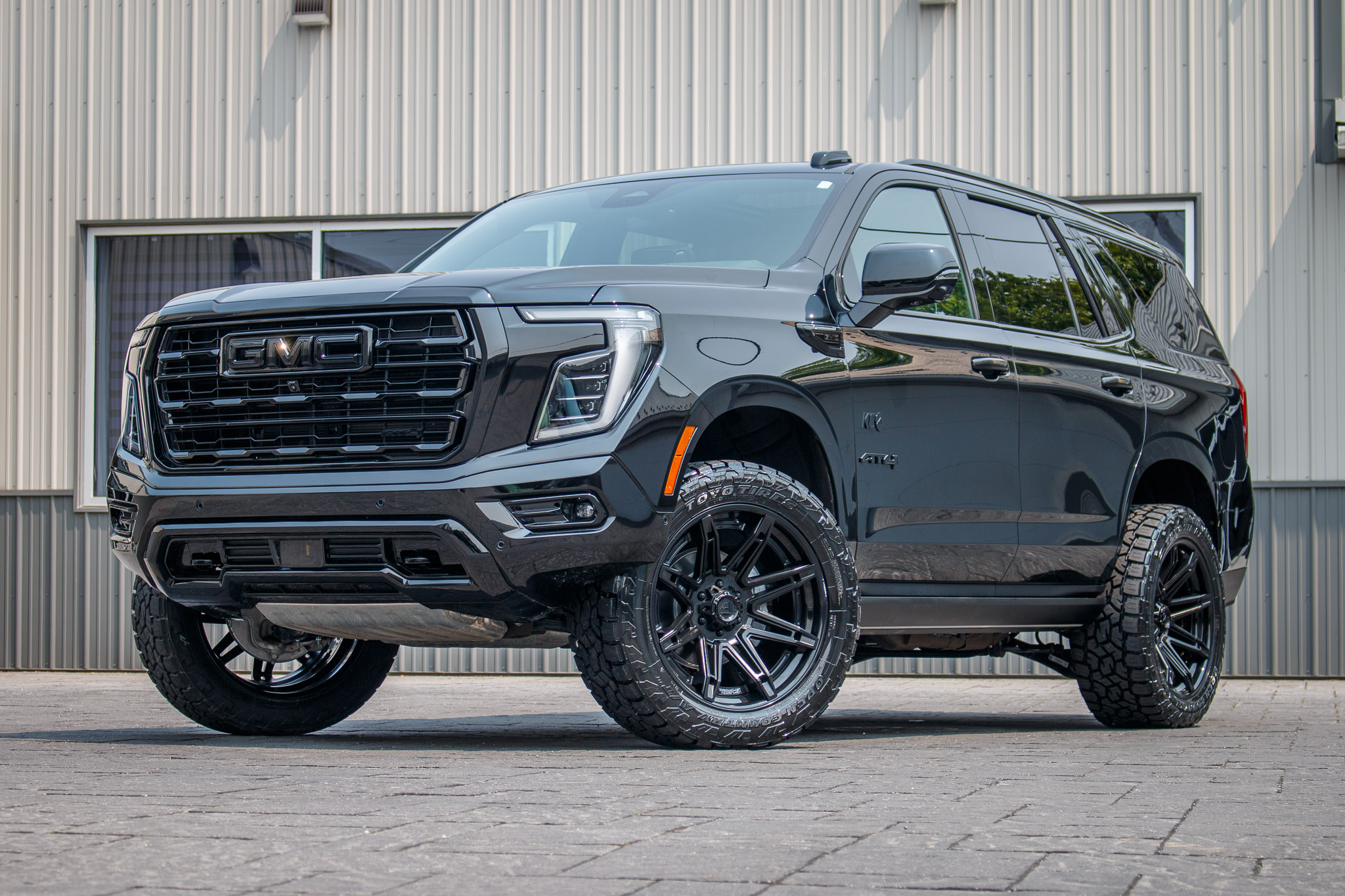 2025 GMC Yukon AT4 Ultimate #SR111696