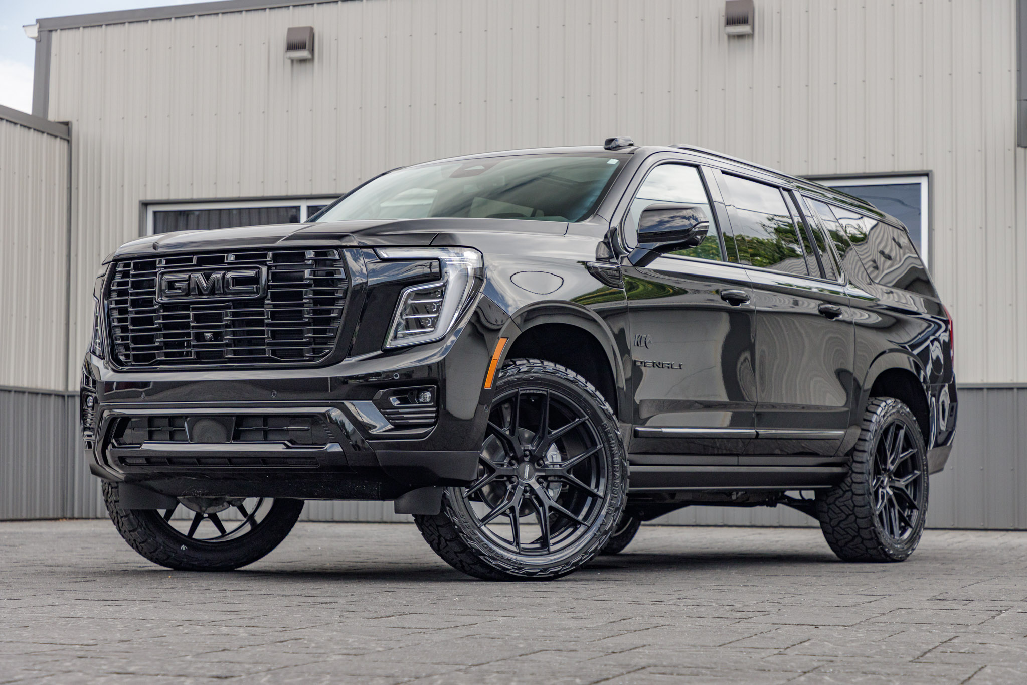 2025 GMC Yukon XL Denali #SR242542