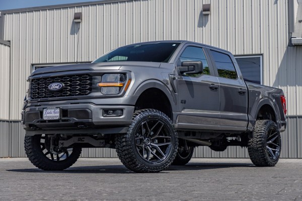 2024 Ford F-150 STX with a 6" Rough Country lift kit, 22x12 Fuel Flux wheels, and 35" Avix Trailtek R/T tires.
