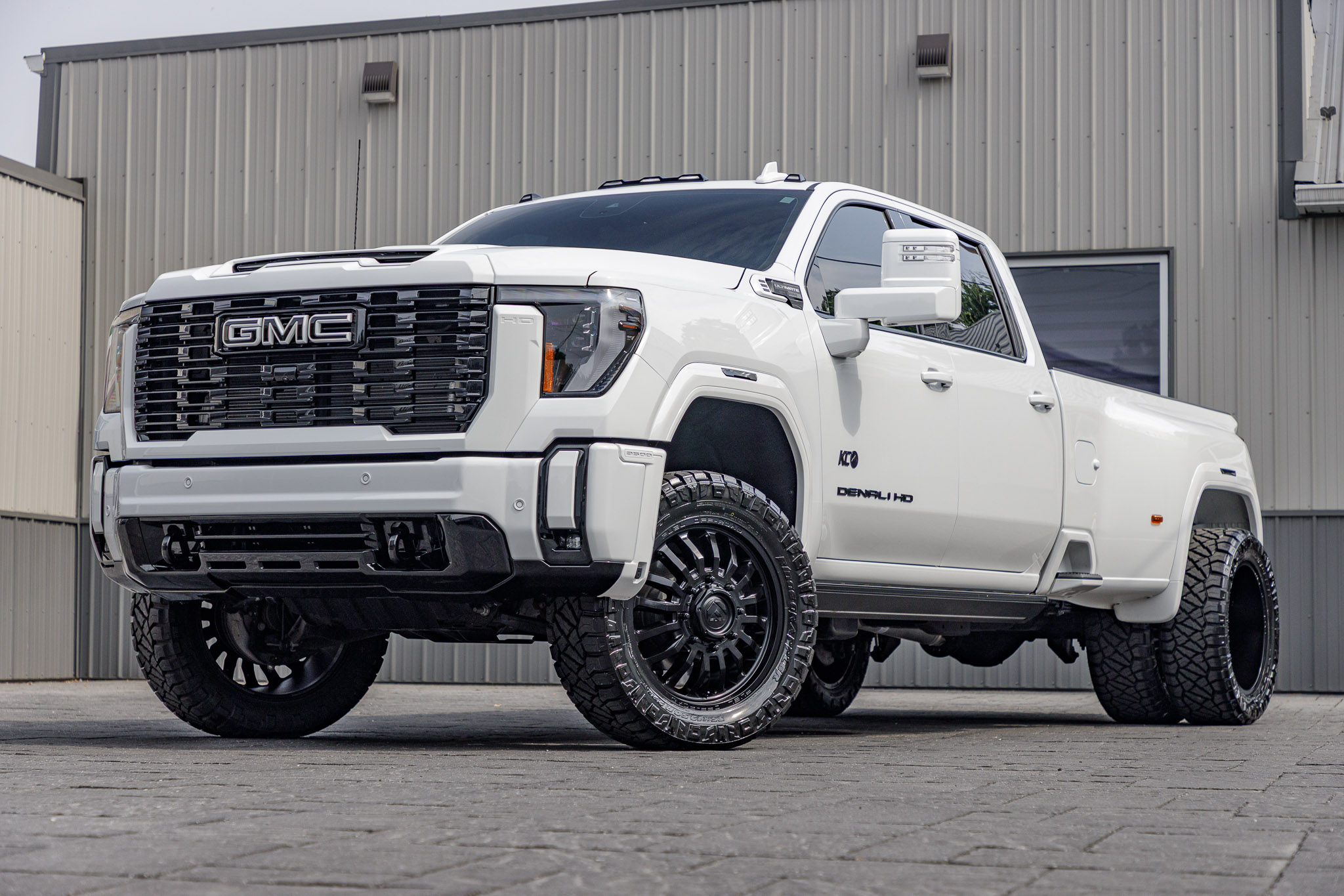 2025 GMC Sierra 3500 Denali Ultimate #SF107404