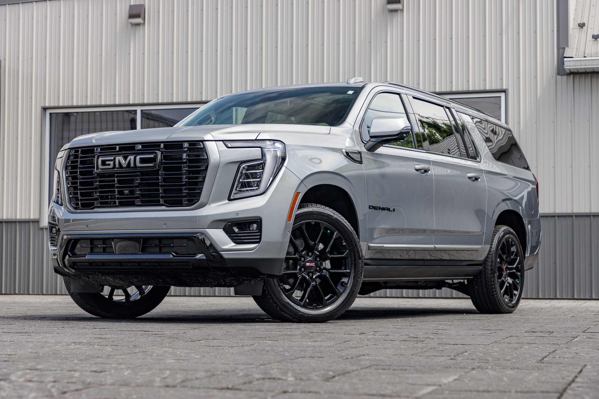 2025 GMC Yukon XL Denali #SR212442