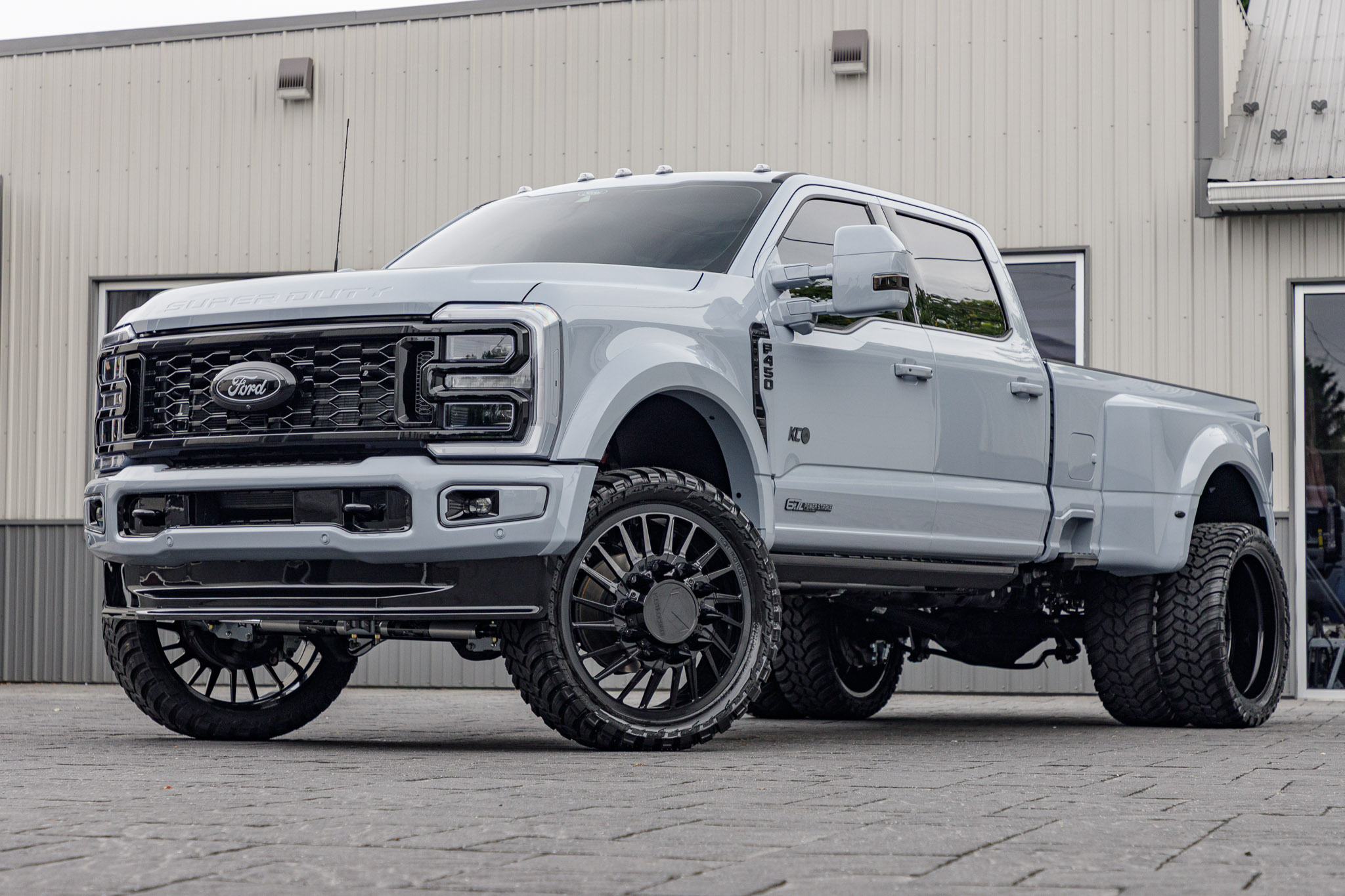 2025 Ford F-450 Super Duty Platinum #SED36684