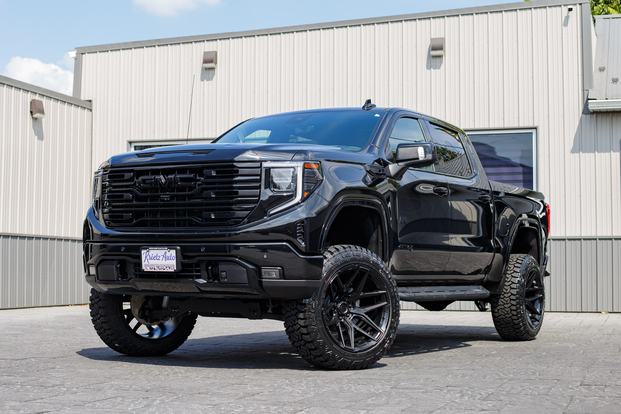 2025 GMC Sierra 1500 AT4 #SZ203947