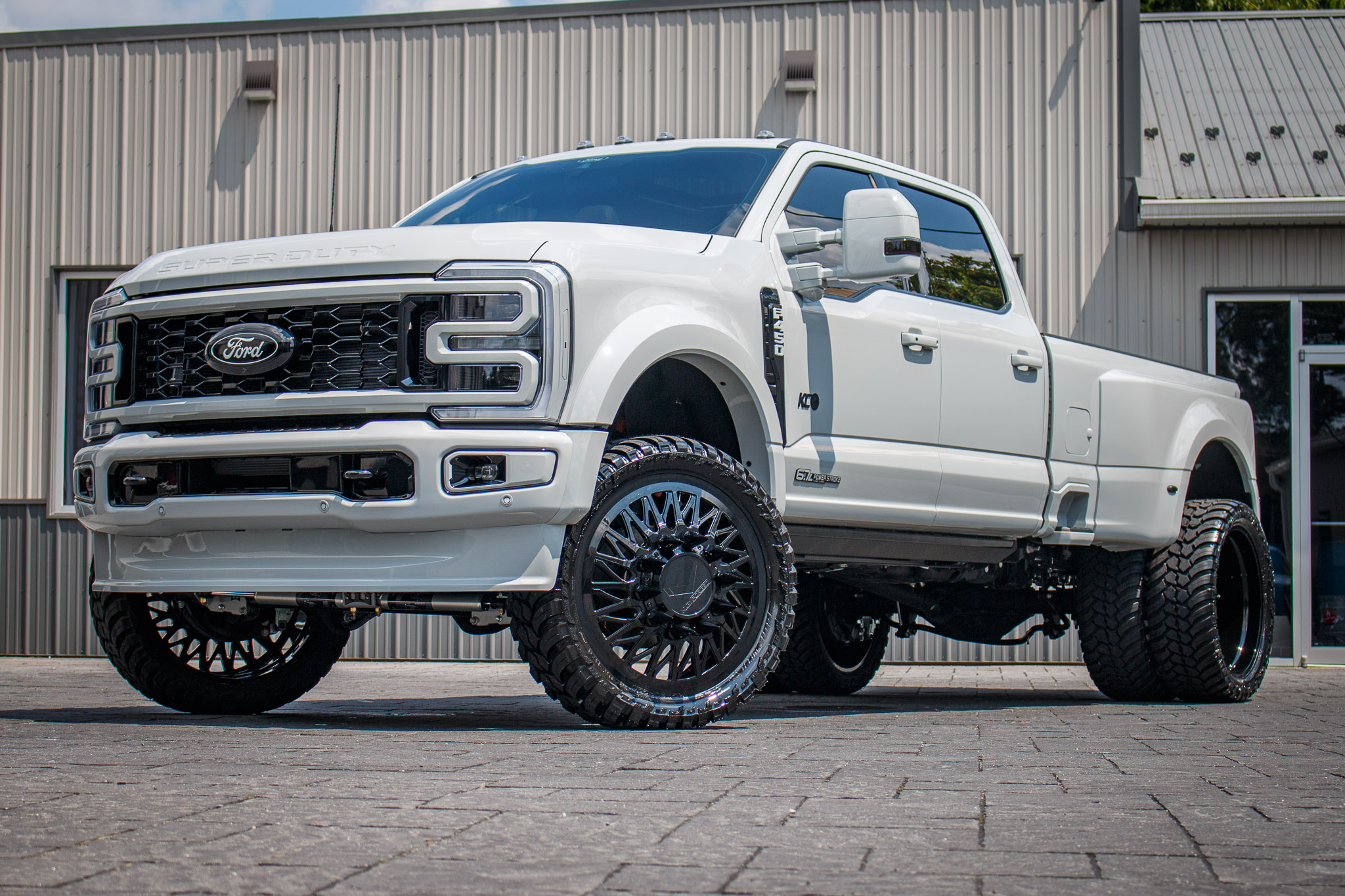 2025 Ford F-450 Super Duty Platinum #SED17152