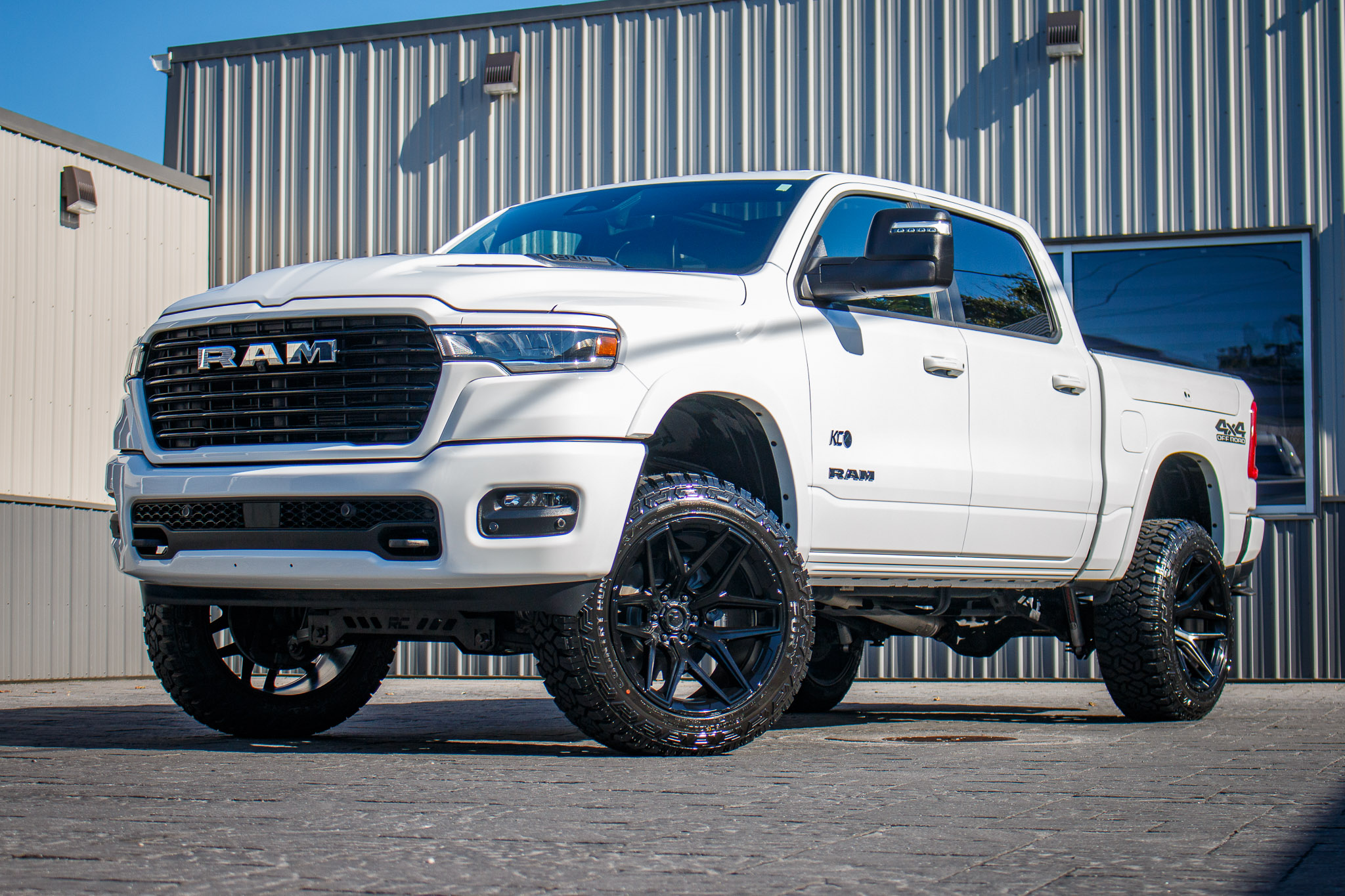 2025 Ram 1500 Laramie #SN550398