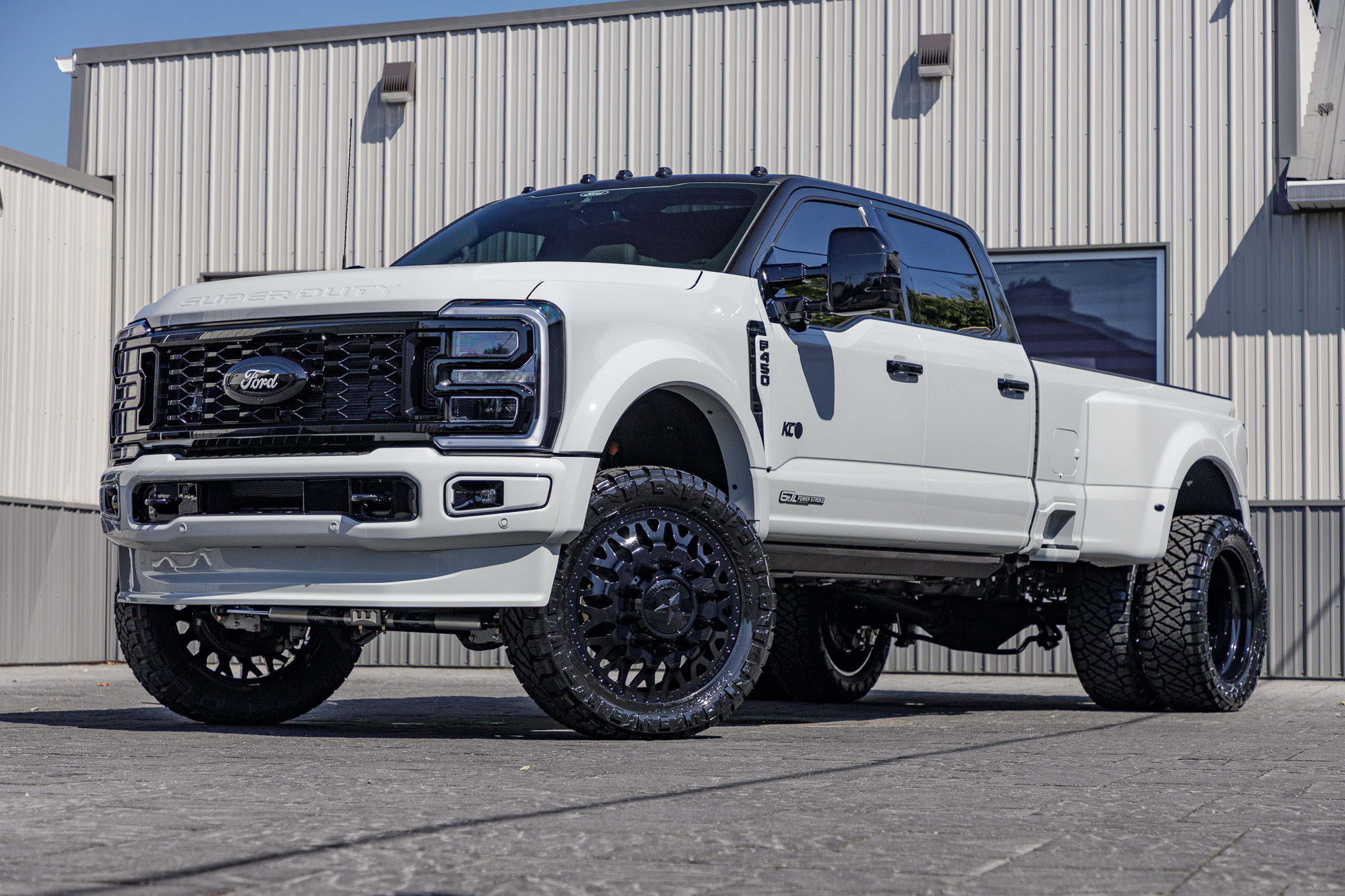 2025 Ford F-450 Super Duty Platinum #SED49357