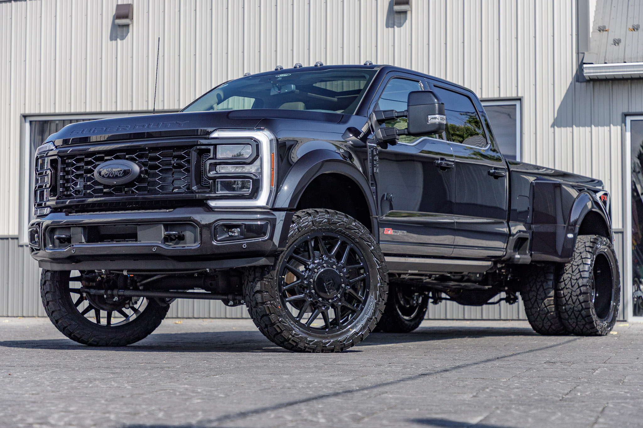 2025 Ford F-450 Super Duty Platinum #SED24119