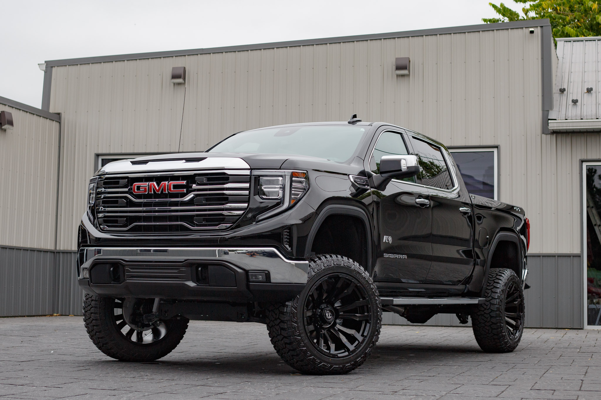 2025 GMC Sierra 1500 SLT #SG262867