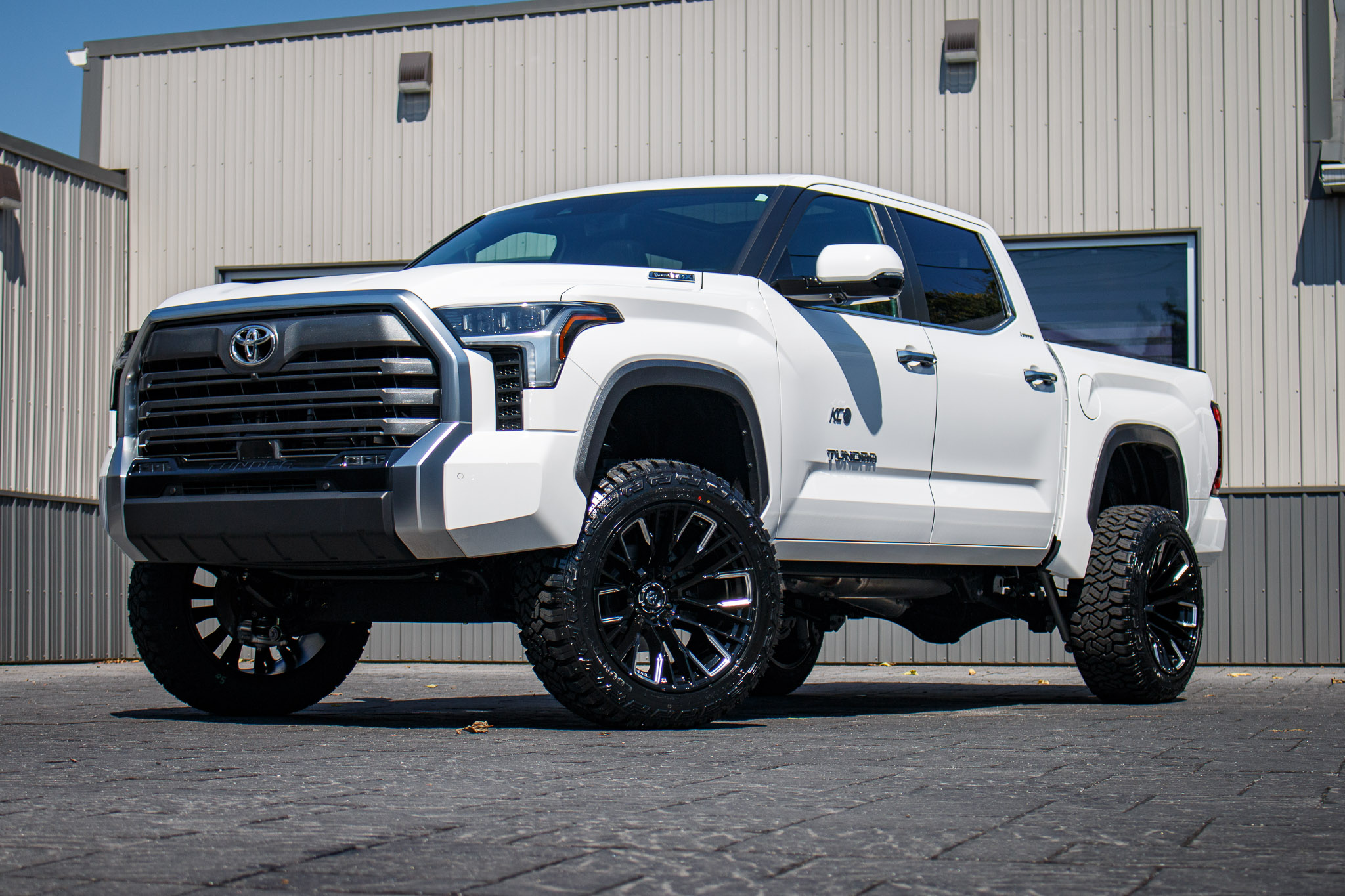 2025 Toyota Tundra Limited #SX094427