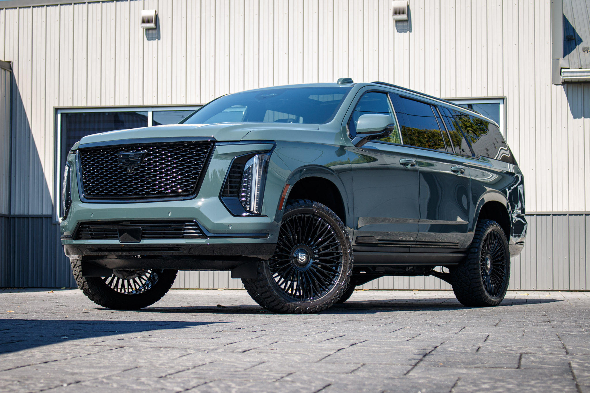 2025 Cadillac Escalade ESV Sport #SR236536