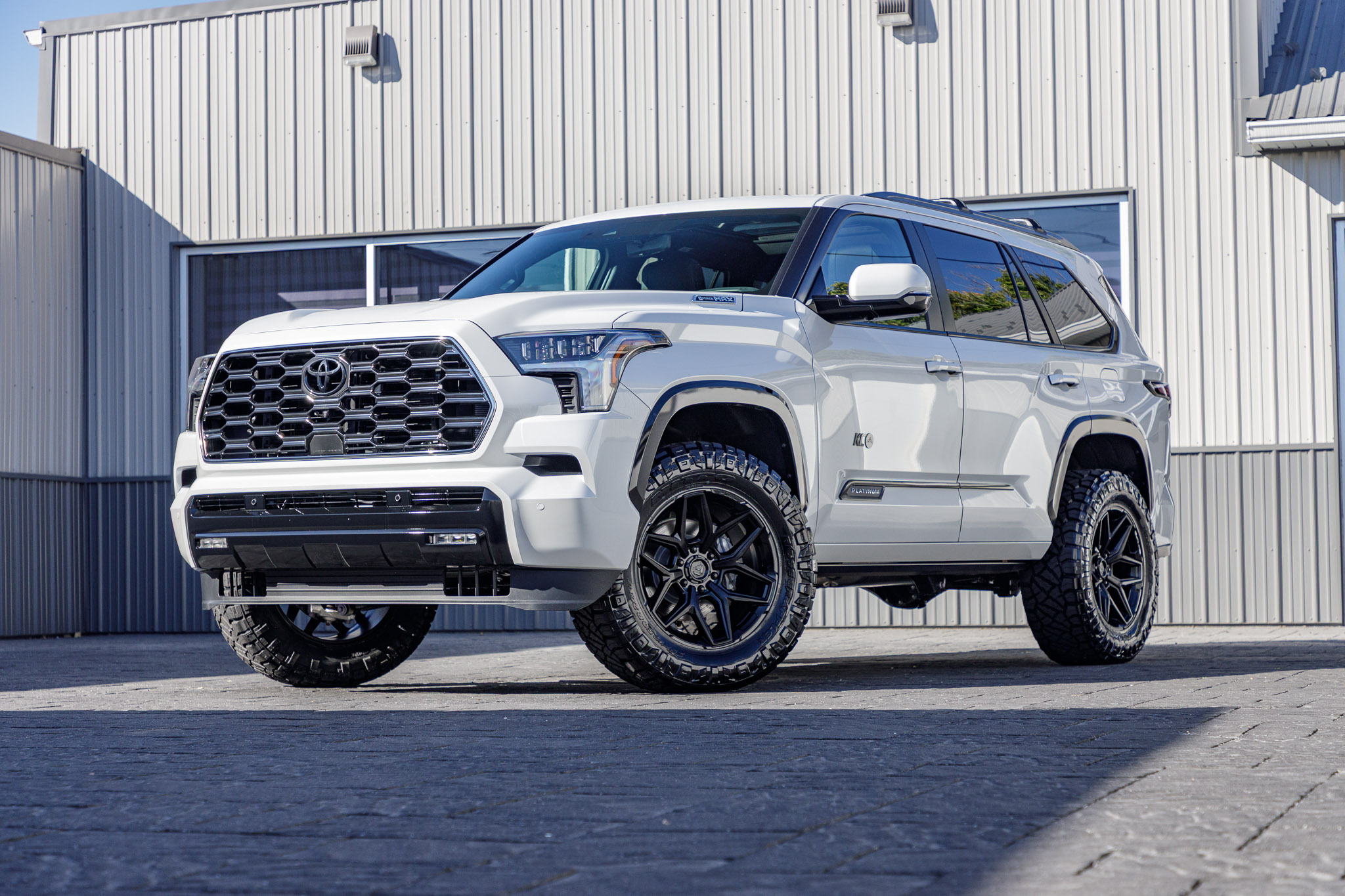 2025 Toyota Sequoia SR5 #SX071838