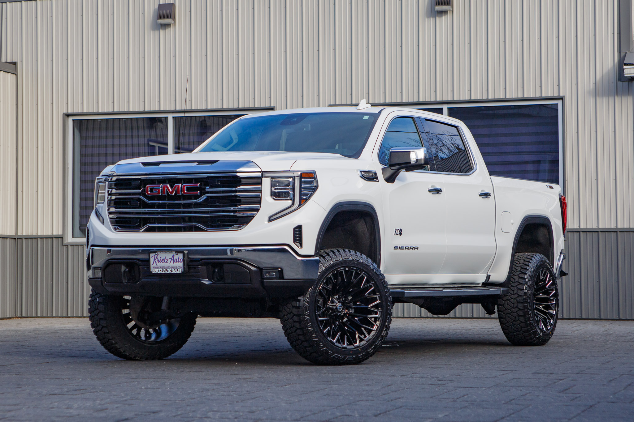 2023 GMC Sierra 1500 SLT #PZ136000