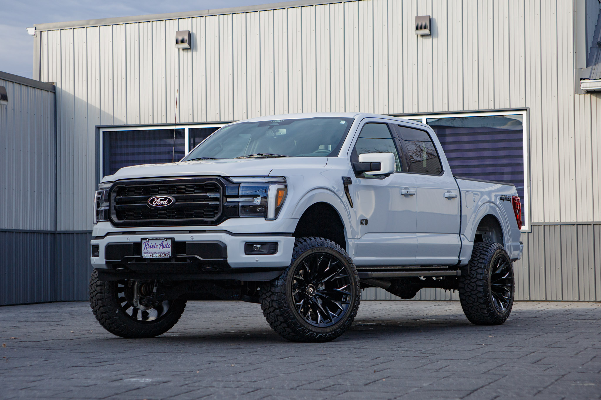 2025 Ford F-150 Lariat #SFA25447