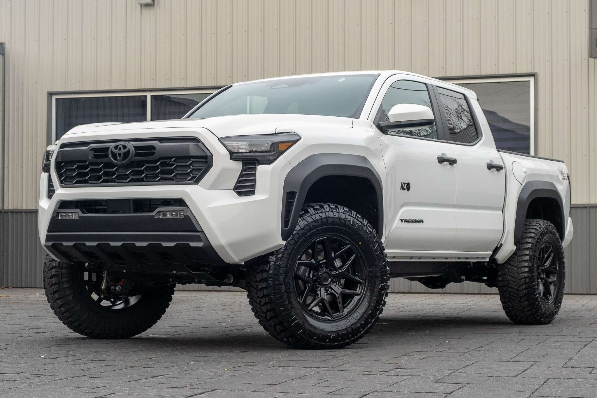 2025 Toyota Tacoma TRD Off-Road #SM205657
