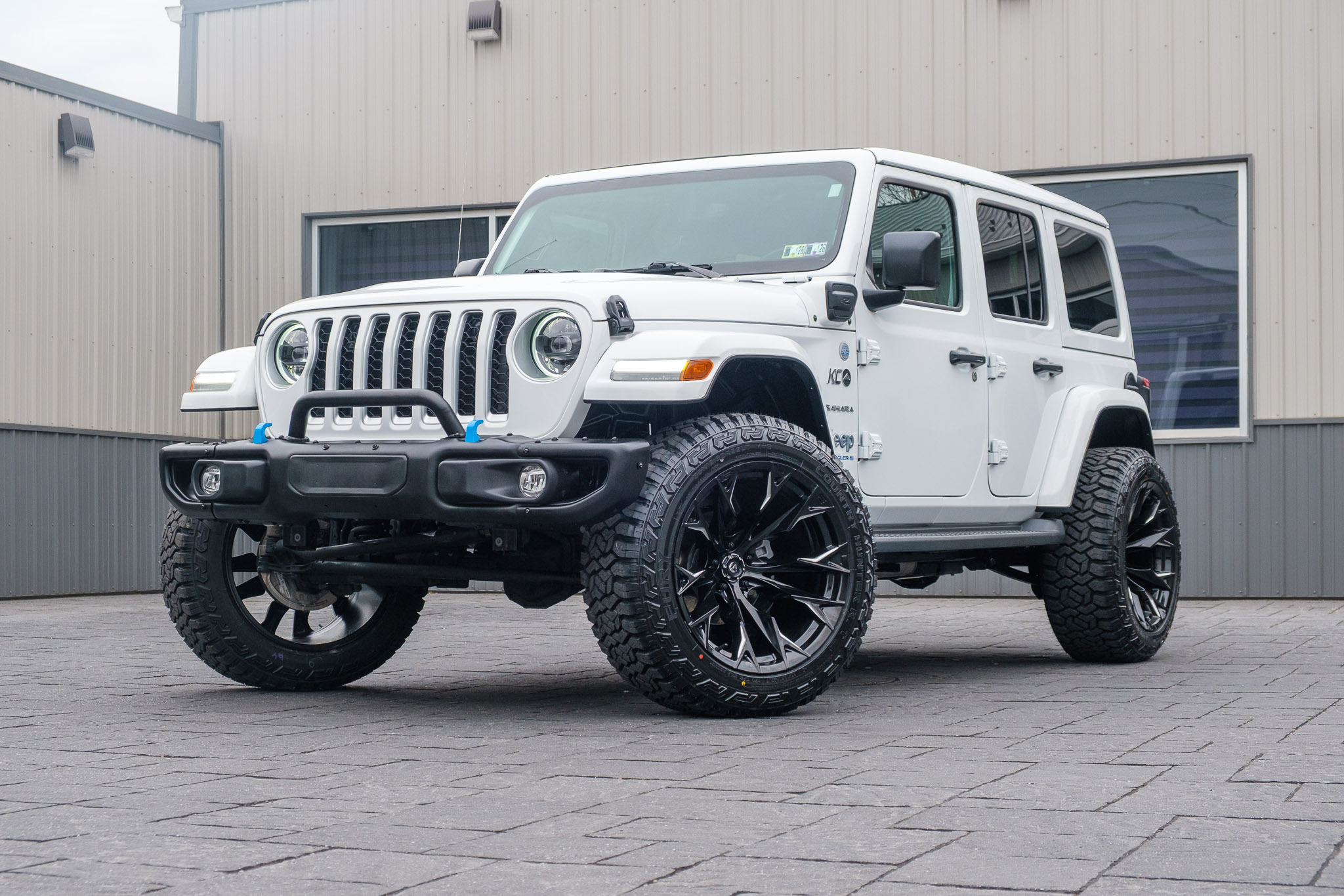 2023 Jeep Wrangler Sahara 4XE #PW579532