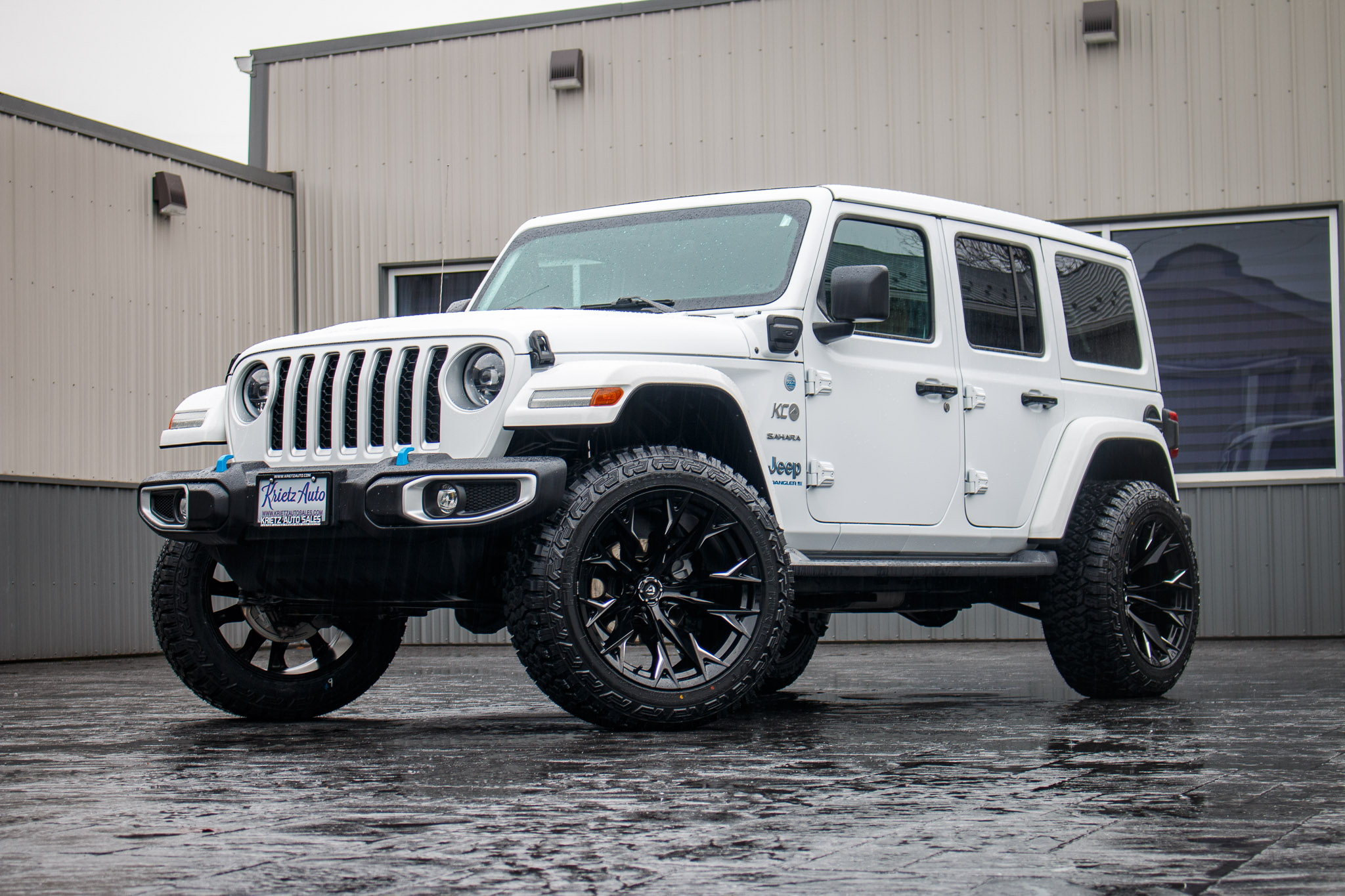 2023 Jeep Wrangler Sahara 4XE #PW561730