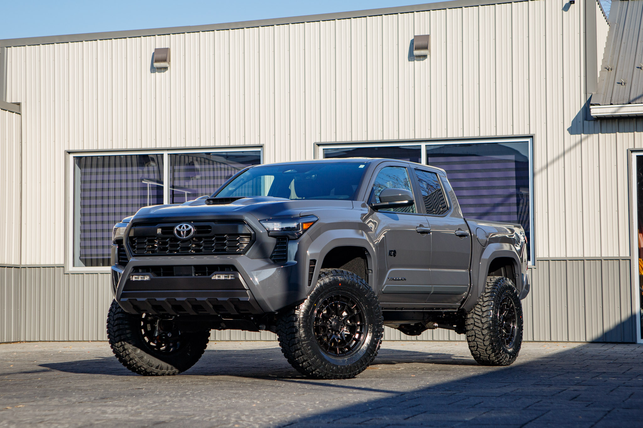 2025 Toyota Tacoma TRD Off-Road #SM205732