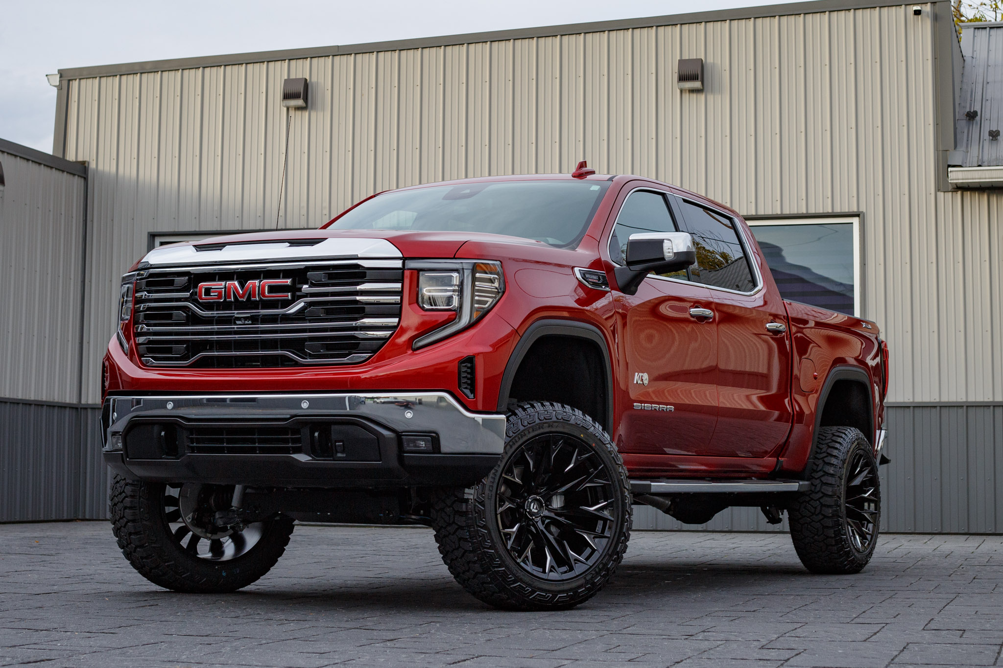 2025 GMC Sierra 1500 SLT #SG297808