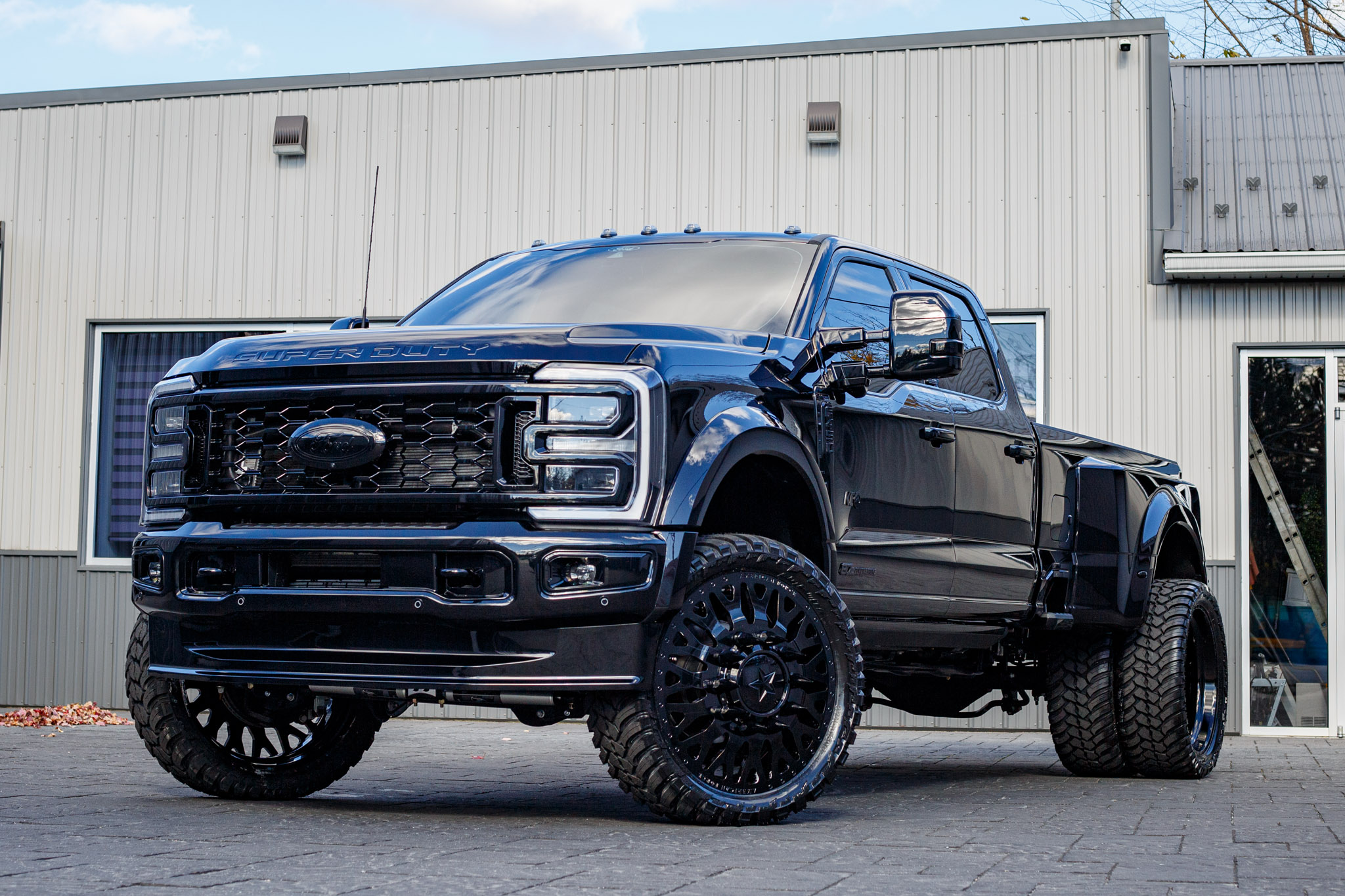 2025 Ford F-450 Super Duty Platinum #SEC74329