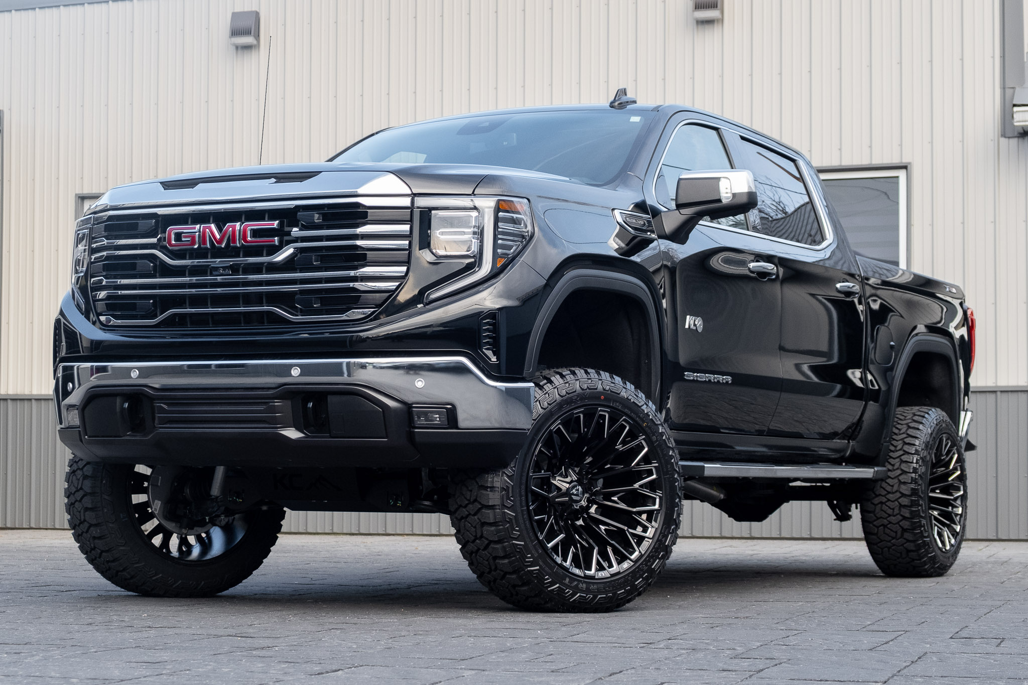 2025 GMC Sierra 1500 SLT #SG377900